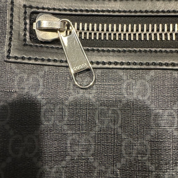 Gucci Gray and Black Messenger Bag - Picture 5 of 16
